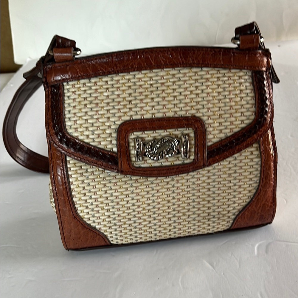 MC Marc Chantal NWOT purse handbag 3 zipper compartment 2 pouch cream brown